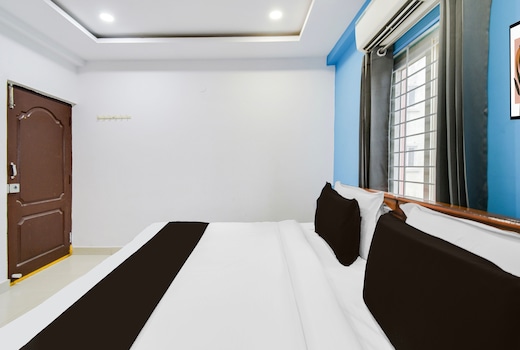 Super Townhouse Hitech City Madhapur