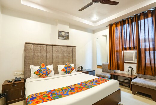FabHotel DPS International