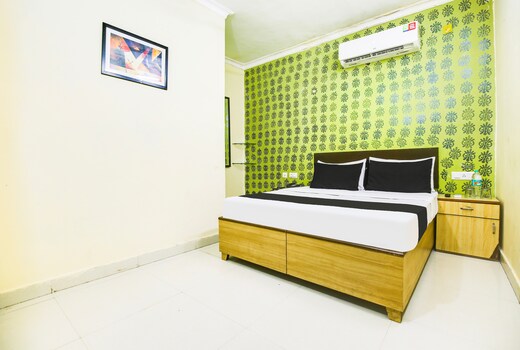 Hotel O Zirakpur Bus Stand Formerly Hotel Umang