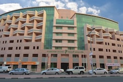 Parkside Suites Discovery Gardens, Dubai