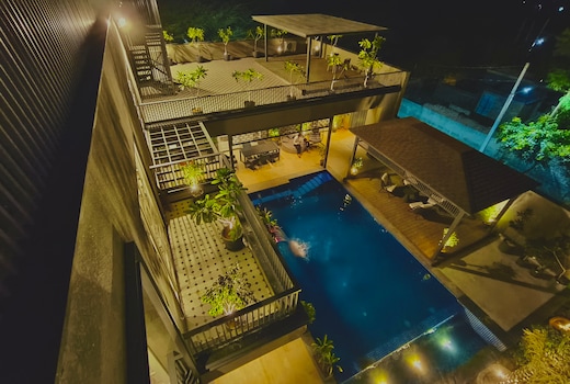 Vicinity's Blackolive Luxury 4Bhk Farmstay