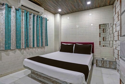 Hotel O Taj Lodging and Boarding