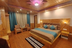 Green Woods Old Manali Hotel And Cafe, Manali