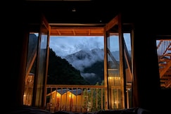 The Pravaha, Rishikesh