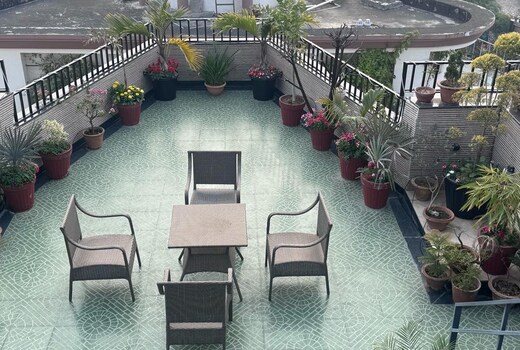 Riverside penthouse with special terrace