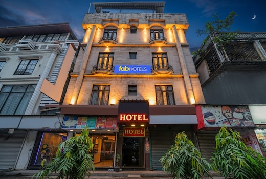 FabHotel Gulshan Palace