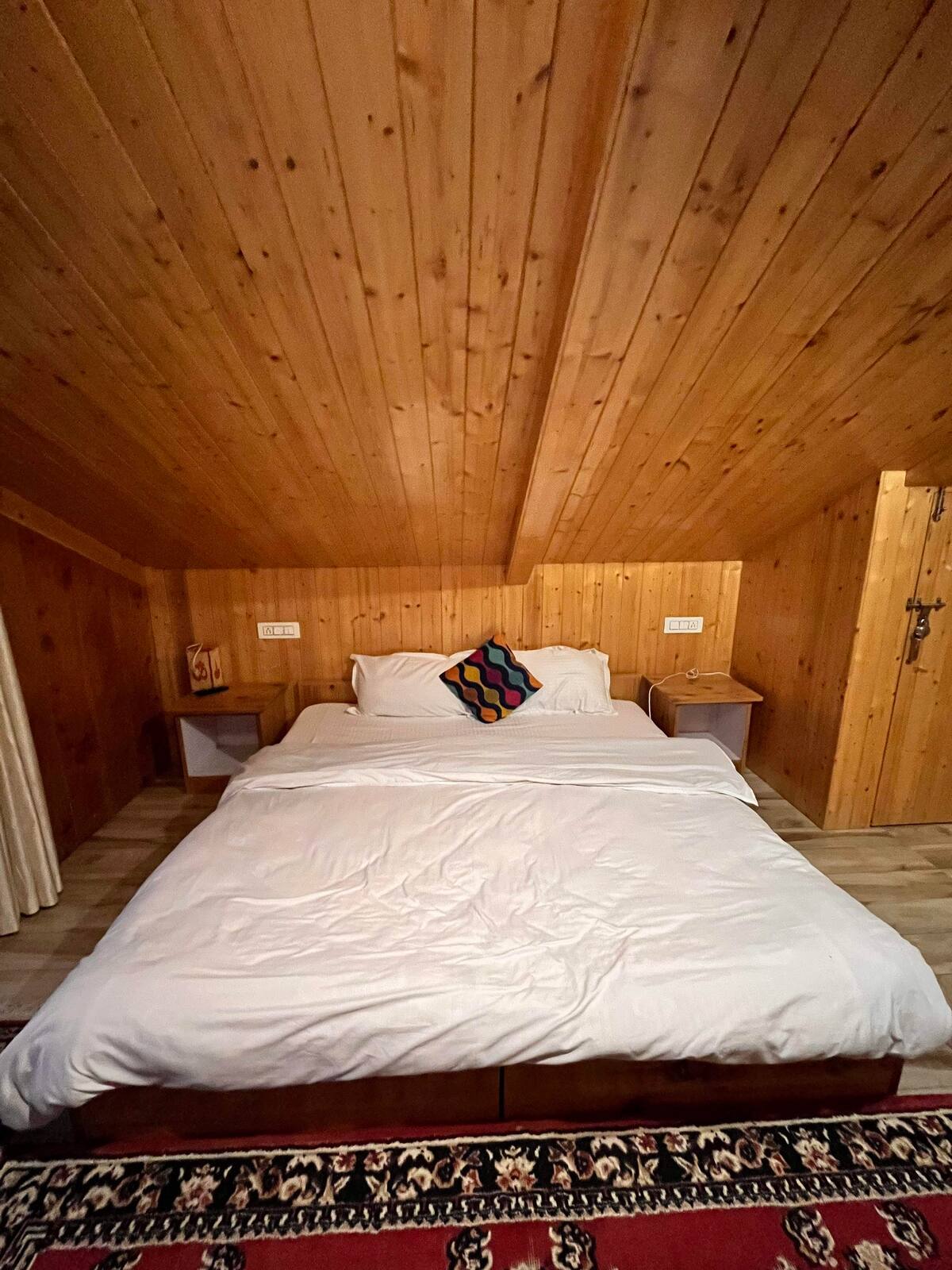 Pommiers Entire 6 BHK Cottage - Tap to explore photos