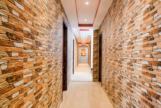 OYO 834317 Love Point