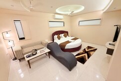 Hotel Nova Vista, Rajkot