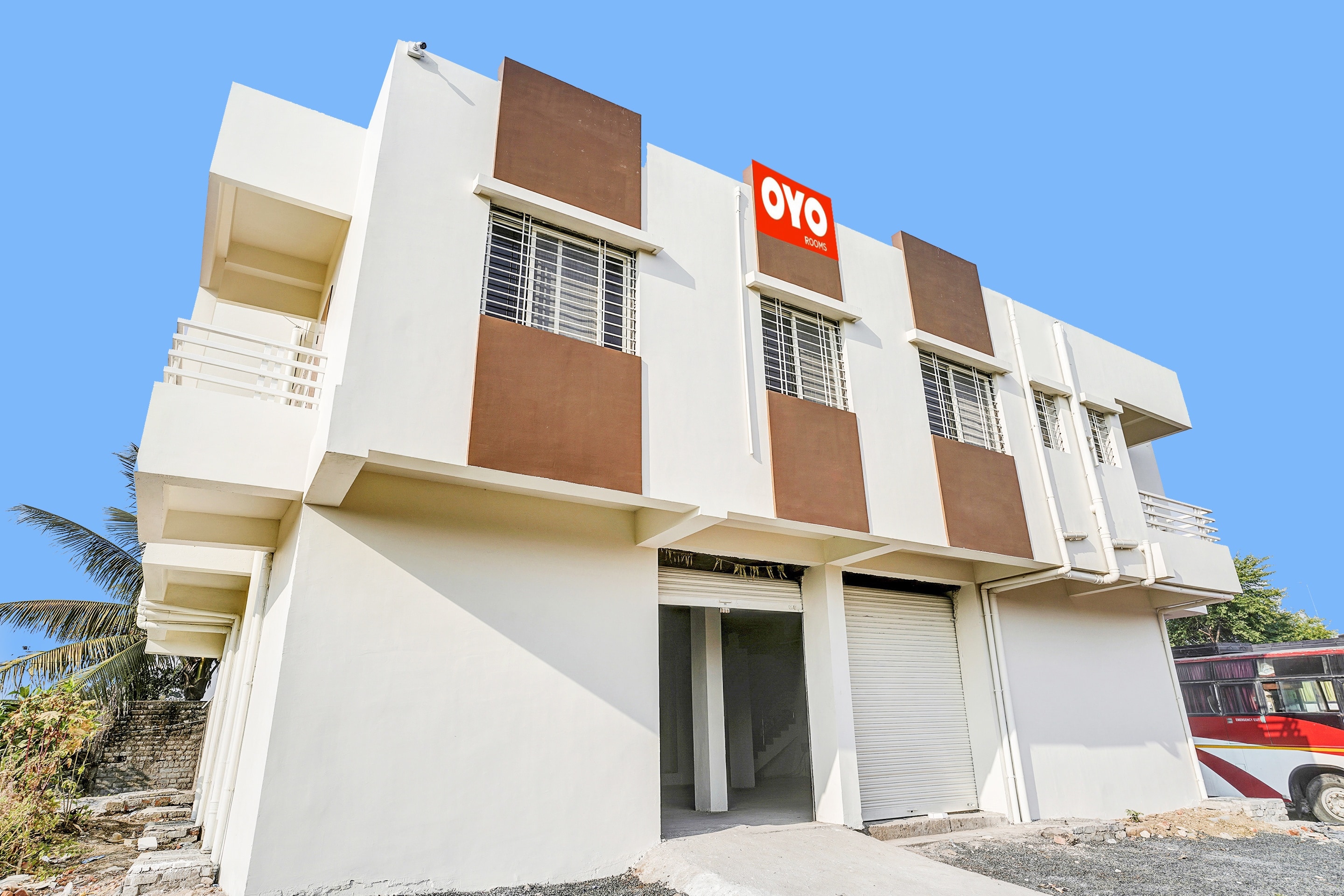 Hotel O Yashraj Inn - Tap to explore photos