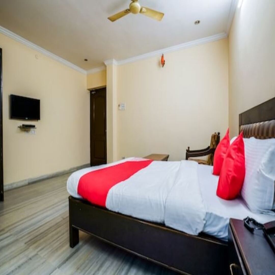 Hotel Samrat Presidency - Tap to explore photos