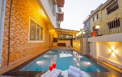 Swimming Pool 1