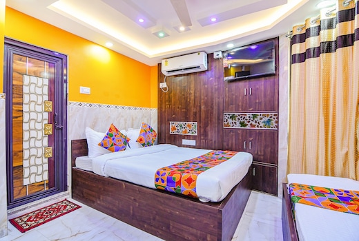 FabHotel MN International - Above milan traders near dawat e hind restaurant