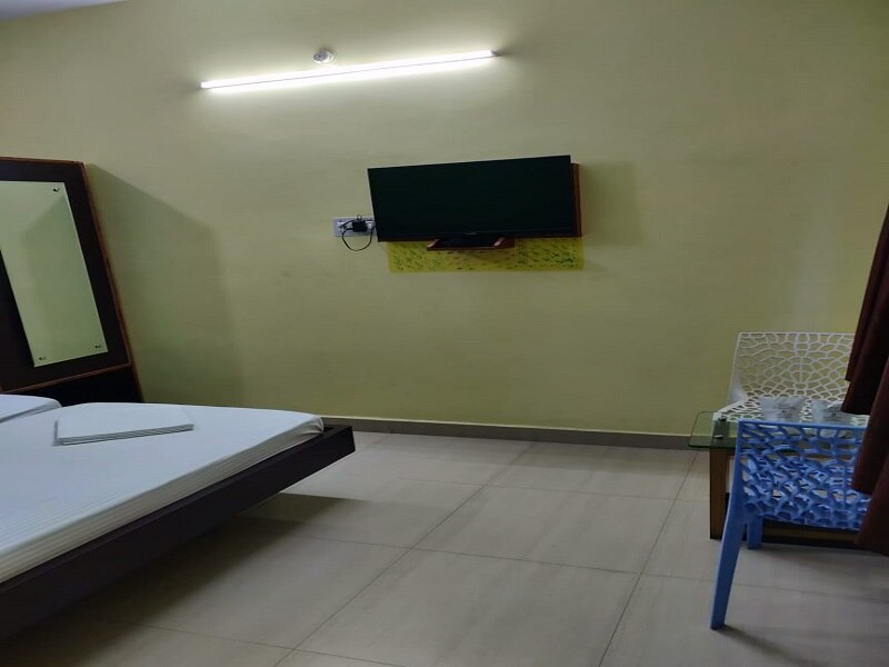 Hotel chankya vihar - Tap to explore photos