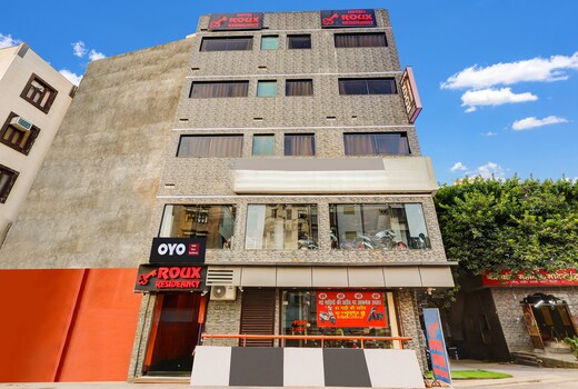 Hotel O Roux residency