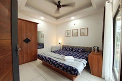 The Boss House 2 Studio Apartment, Indore