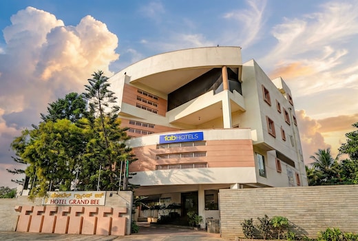 FabHotel JK Grand