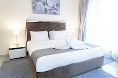 Happy Season JBR Bahar apartments, Dubai