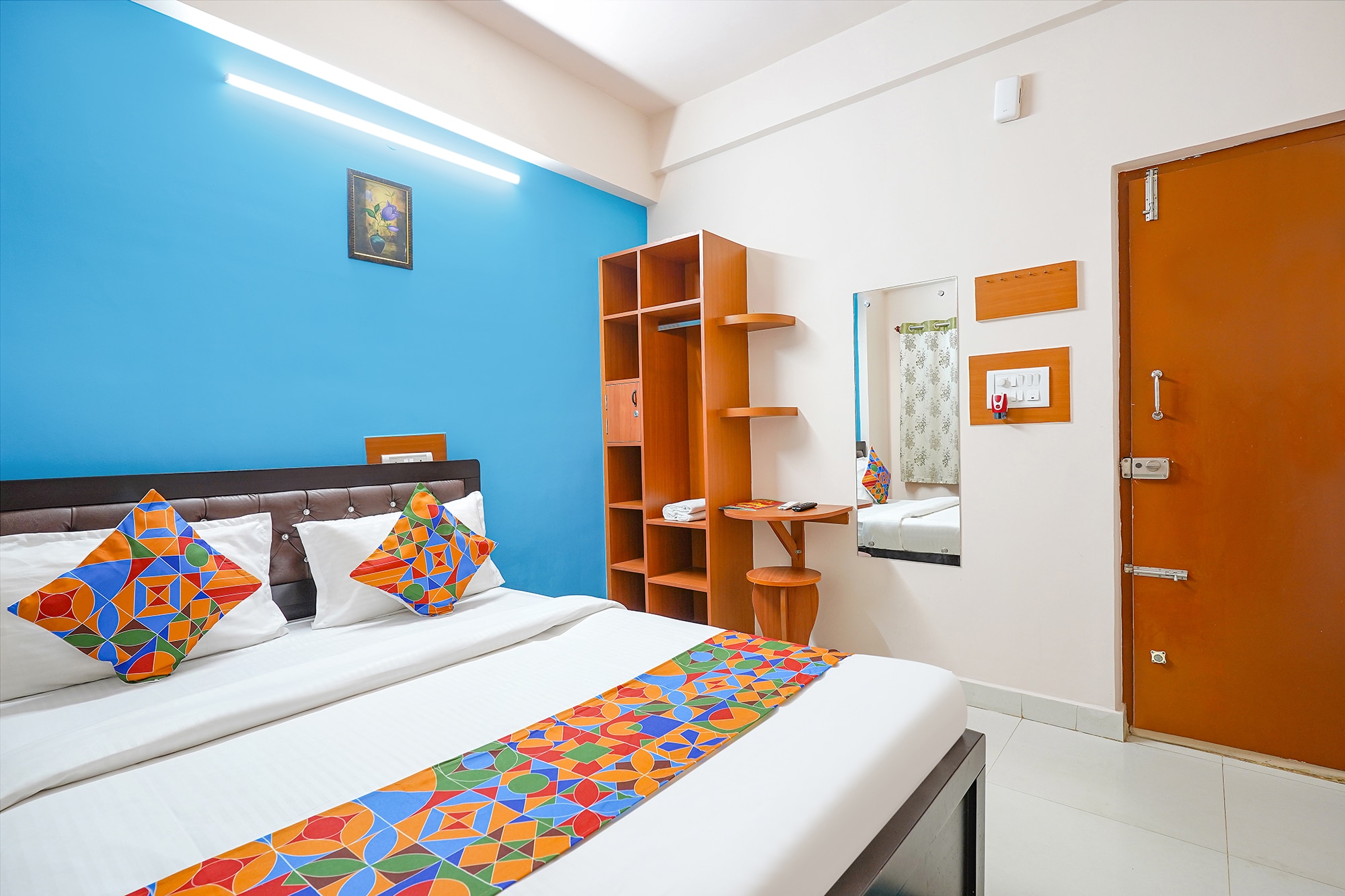FabExpress La Palma Residency - Near Ecospace Business Park, Bellandur - Tap to explore photos