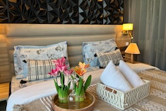 Sunset City View Studio, Noida