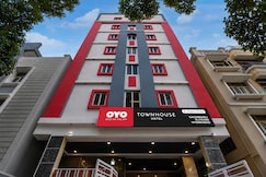 Super Townhouse Gachibowli Flyover Hyderabad, Hyderabad