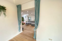 Modern Antwerp City Centre Stay, Antwerp