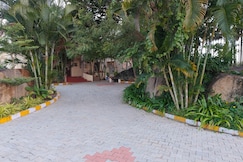 A Lakshmi Farm Party Pool Wifi Kitchen 7 Room, Magadi