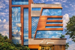 Hotel Le Cypress, Bareilly