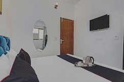 Collection O Decent Nest Near Nawada Metro Station, Delhi