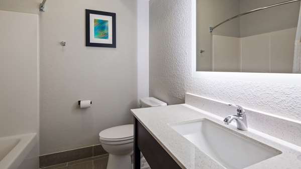 Best Western Shallotte / Ocean Isle Beach Hotel - Tap to explore photos