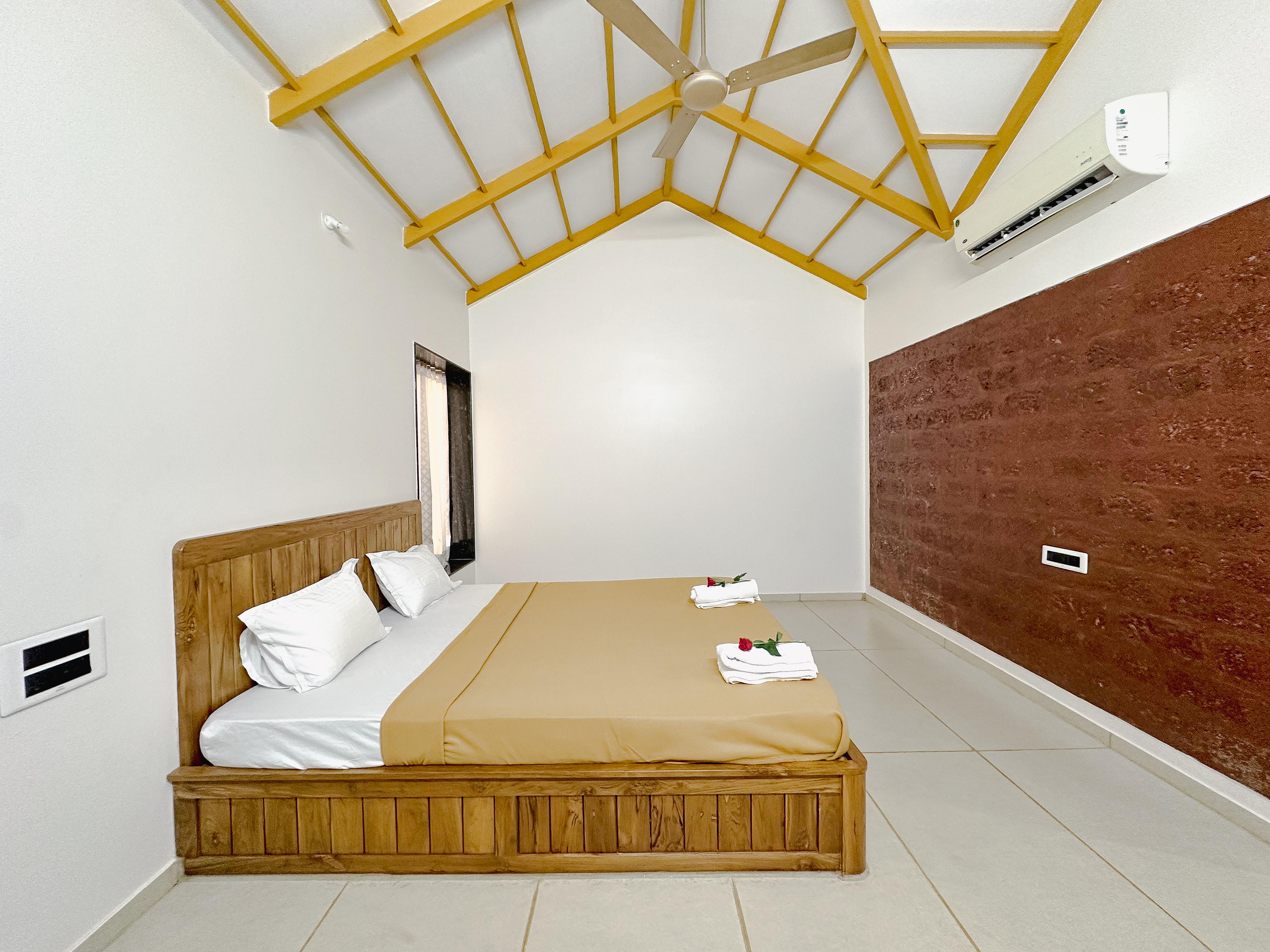 PRASAD VILLAS AND HOMESTAY - Tap to explore photos