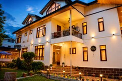 Hotel River Palms, Pahalgam
