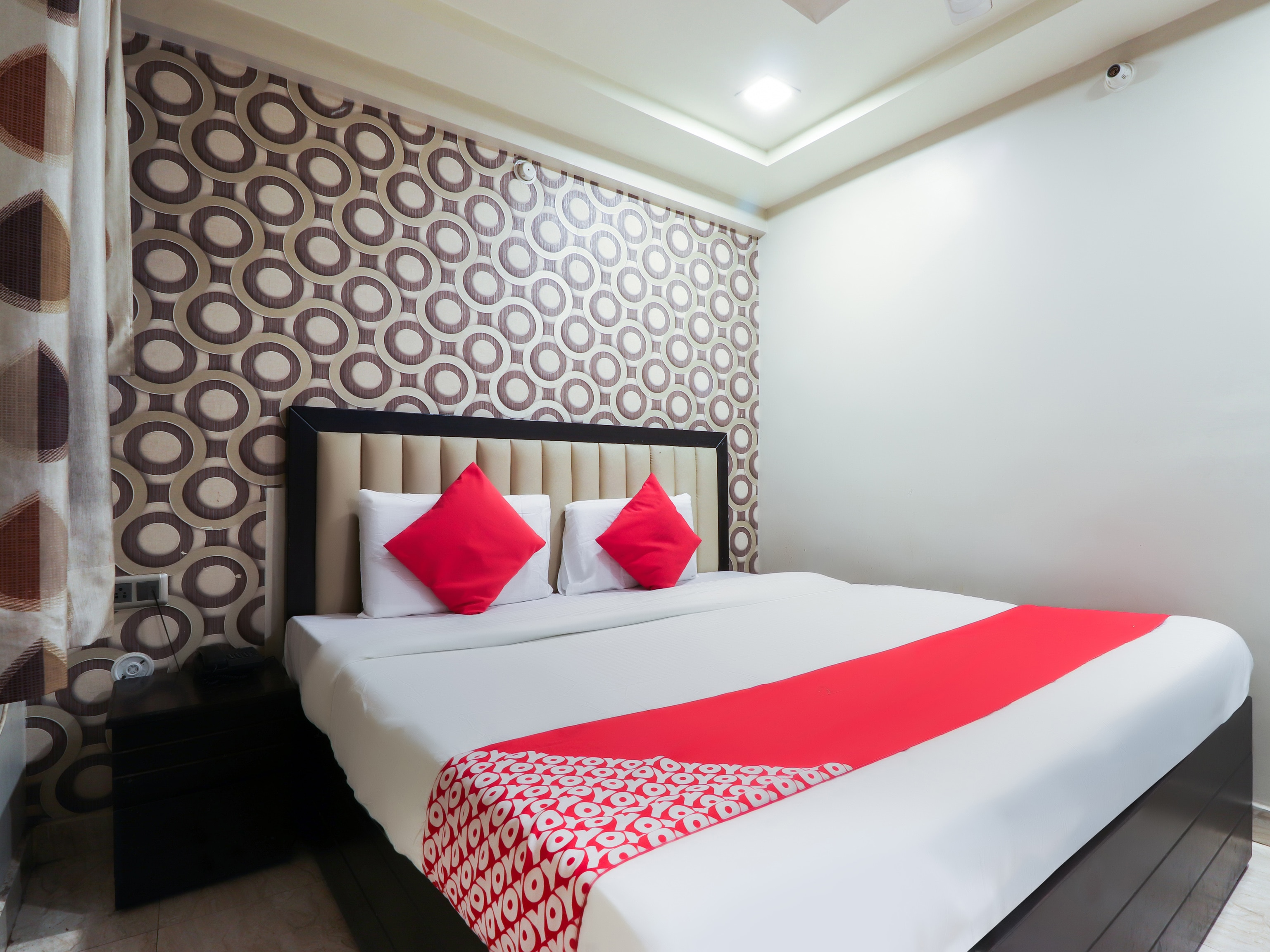 Hotel Kabir - Tap to explore photos