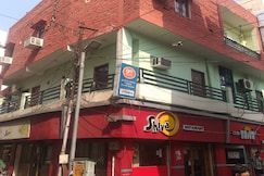 walkin shiva paying guest house, Varanasi