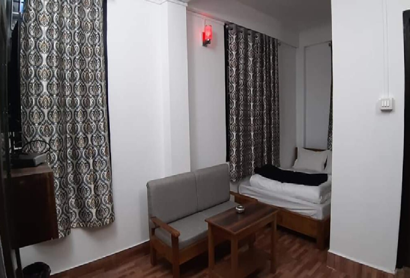 Stay Inn Dirang (2) - Tap to explore photos