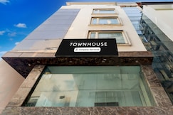 Townhouse Oak New Delhi Central Railway Junction Formerly Uppal International, Delhi