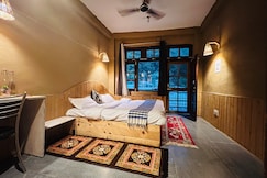 Pond & Stone Homestay, Gushaini