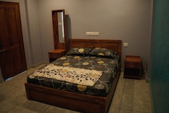 Mookambika Plaza, Tirunelveli