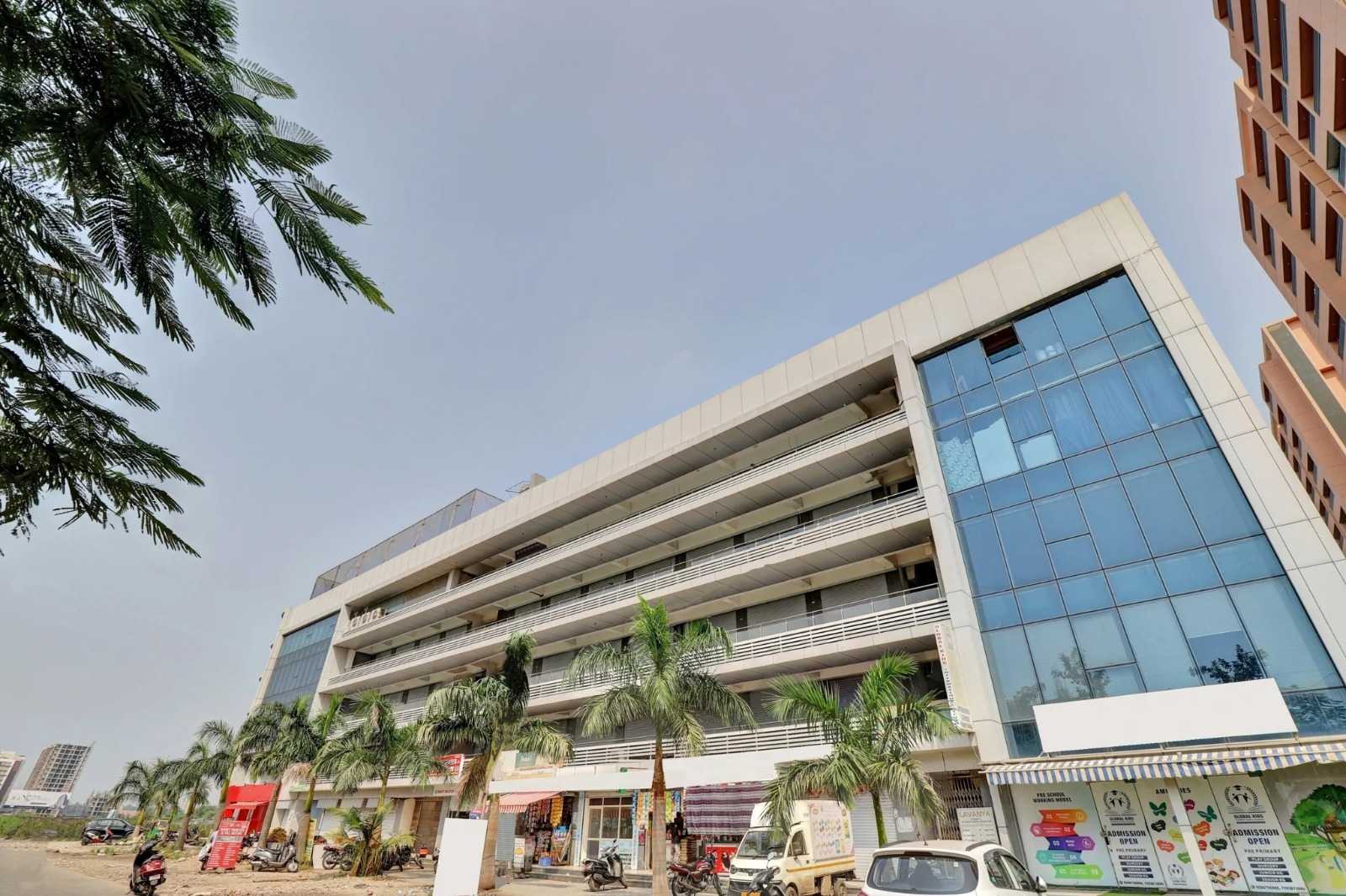 Hotel O Kadodara Surat Formerly Rolex - Tap to explore photos