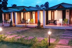 Broadbill Jungle Lodge, Najibabad