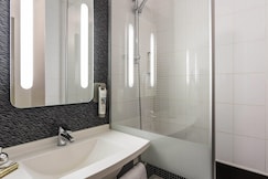 ibis Thonon Centre Hotel, Jura