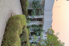 HOTEL MAA ASHRAM, Vrindavan