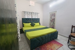 Mukund paying guest house, Varanasi