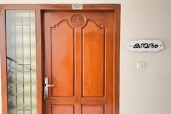 Soorya Madhavam Apartments, Guruvayoor - 200 meters from Temple, Guruvayur