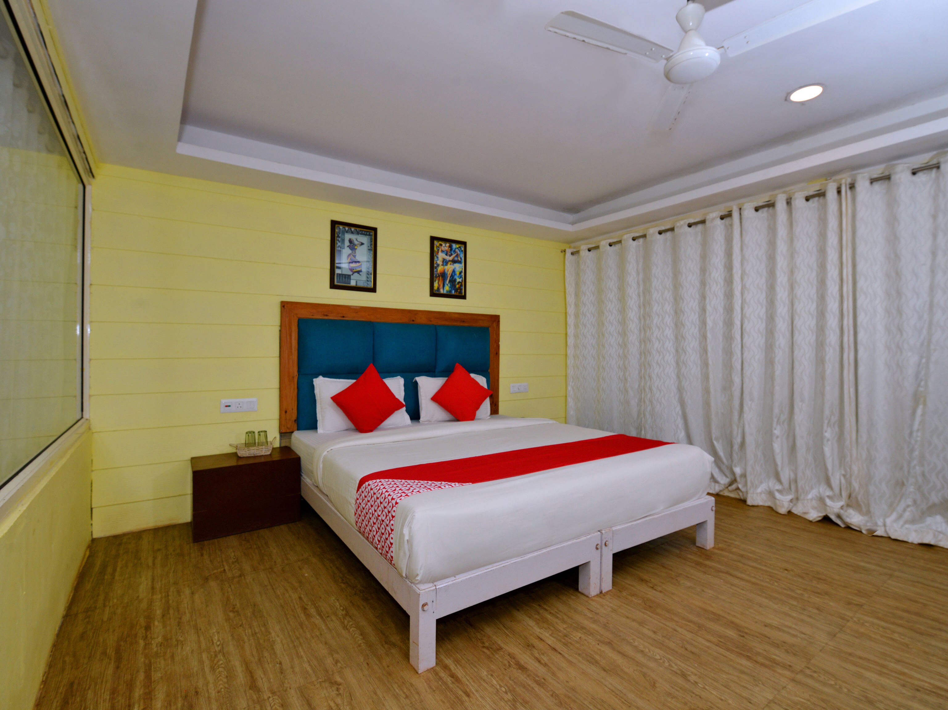 OYO 10143 Tahira Beach Resort Goa Hotel Price, Address & Reviews