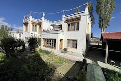 Leh Ladakh Inn, Leh