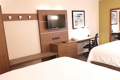 Holiday Inn Express & Suites Surrey, Vancouver