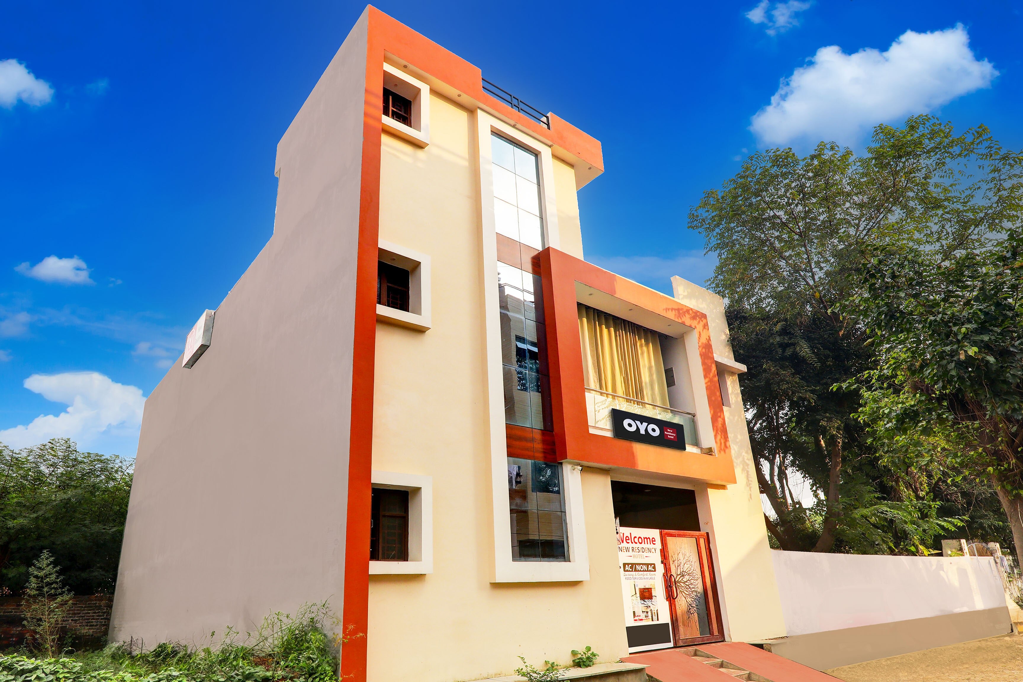 Hotel O New Residency hotel - Tap to explore photos