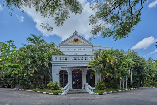 Royal Orchid Metropole