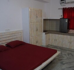 Private Room for 2